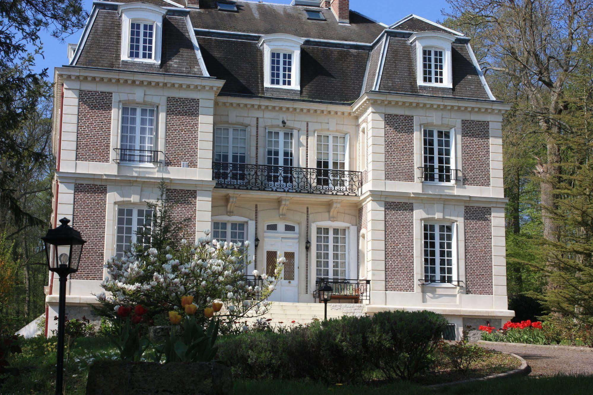 Chateau D'Avesnes - Le Castelet Exteriör bild